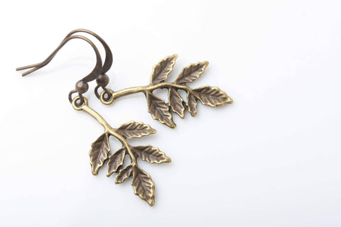 Boucles d'oreilles feuilles de vigne brass laiton, leaves earrings Comme un ange