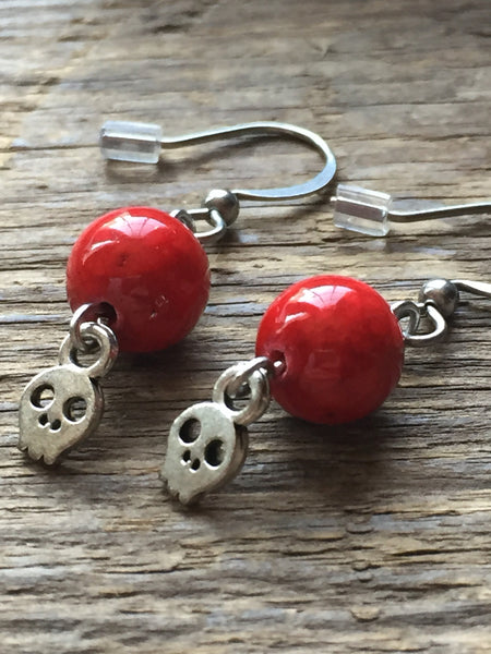 Boucles d'oreilles bille rouge tete de mort, sull earring,  red ball Comme un ange