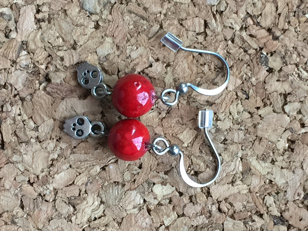 Boucles d'oreilles bille rouge tete de mort, sull earring,  red ball Comme un ange