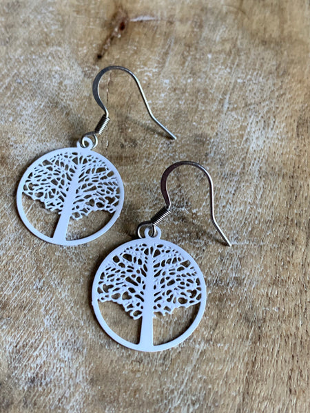 Boucles d’oreilles arbre de vie BLANC CROCHET STAINLESS STEEL Bijoux Arbre de Vie - Symboles de Protection et d'Harmonie Comme un ange