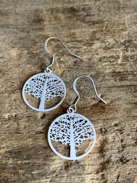 Boucles d’oreilles arbre de vie BLANC CROCHET STAINLESS STEEL Bijoux Arbre de Vie - Symboles de Protection et d'Harmonie Comme un ange