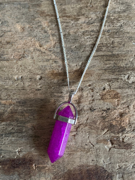 Collier pendule pierre mauve sur chaîne argent Comme un ange