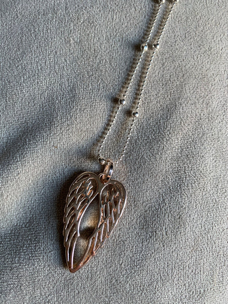 Collier breloque ailes d’ange alliage de métaux argent Comme un ange