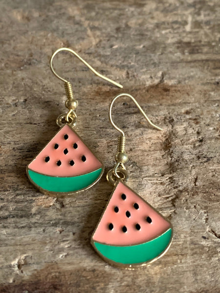 Boucles d’oreilles breloque melon d’eau rose water melon earrings Comme un ange