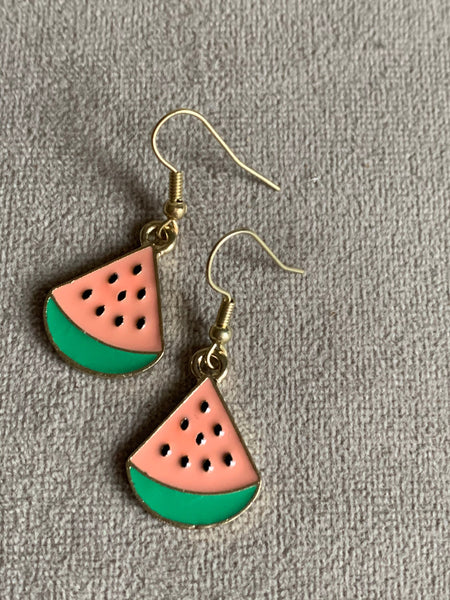 Boucles d’oreilles breloque melon d’eau rose water melon earrings Comme un ange