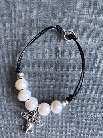 Bracelet cordon cuir perles avion Comme un ange