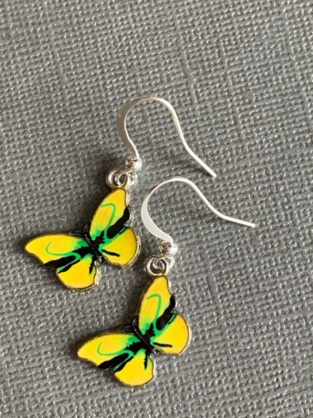 Boucles d’oreilles breloque papillon jaune sur crochet alliage de métaux argent Comme un ange