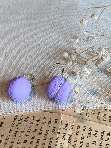 Boucles d’oreilles macaron mauve Comme un ange