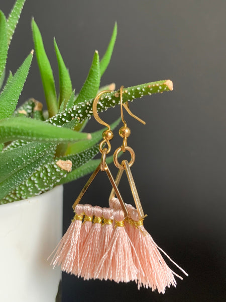 Boucles d’oreilles boho vintage tassel  rose Comme un ange