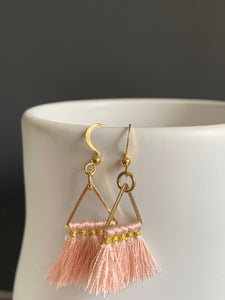 Boucles d’oreilles boho vintage tassel  rose Comme un ange