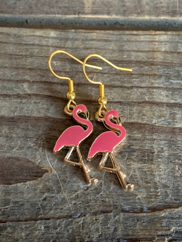 Boucles d’oreilles breloque flamant rose sur crochet alliage de métaux or Comme un ange