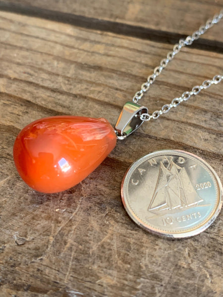 Collier pierre rouge sur chaîne Comme un ange