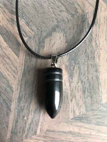 Collier gars pendentif noir Comme un ange