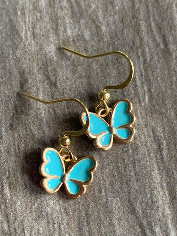 Boucles d’oreilles Petit papillon bleu poudre Comme un ange