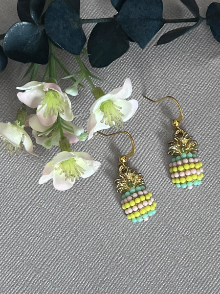 Boucles oreilles perles pastel ananas jaune rose bleu Comme un ange