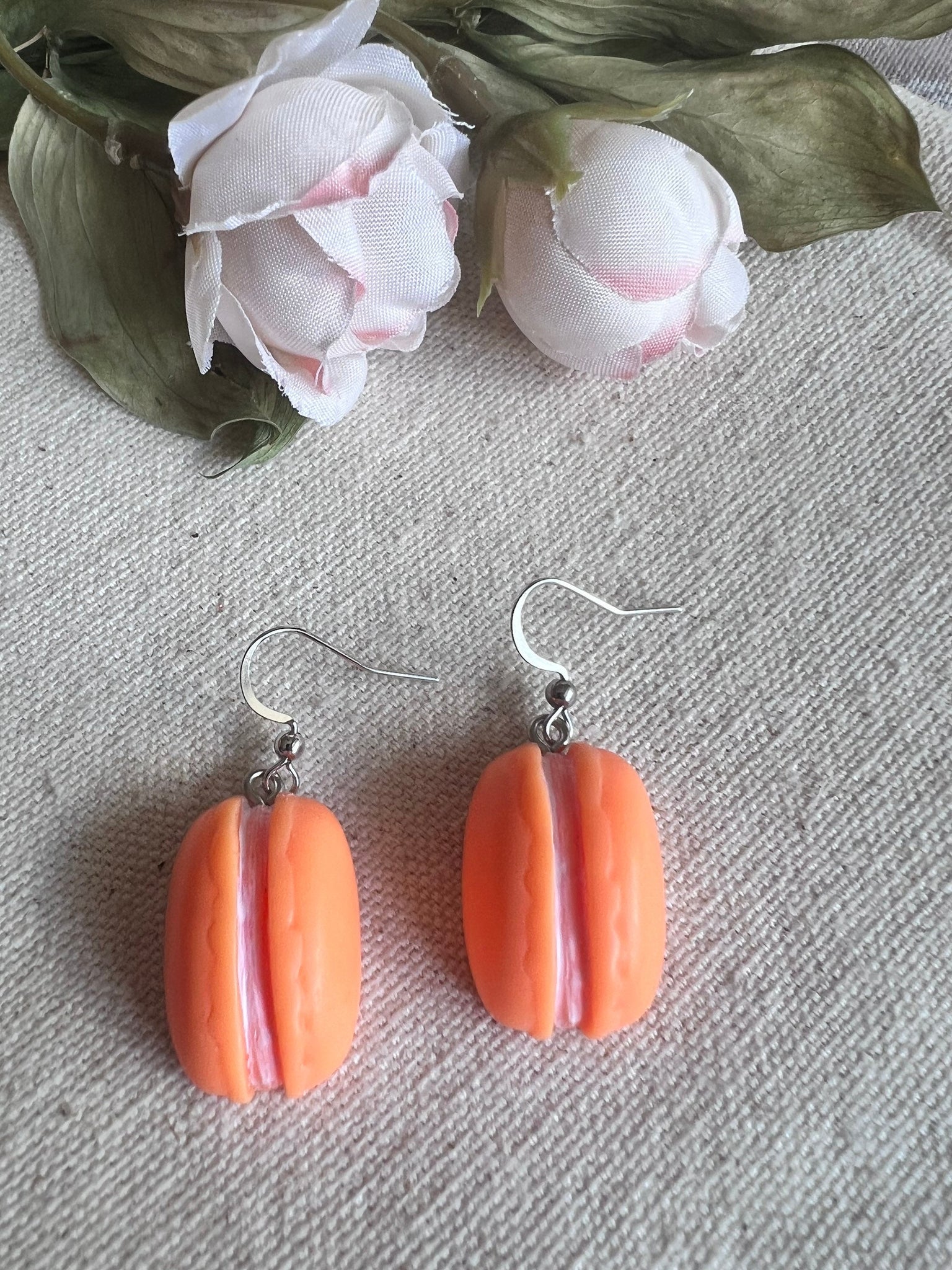 Bijoux boucles oreilles macarons oranges Comme un ange