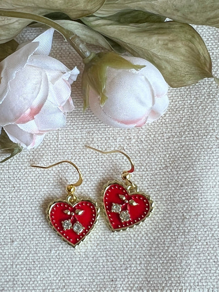 Boucles d’oreilles coeur rouge cerise Comme un ange