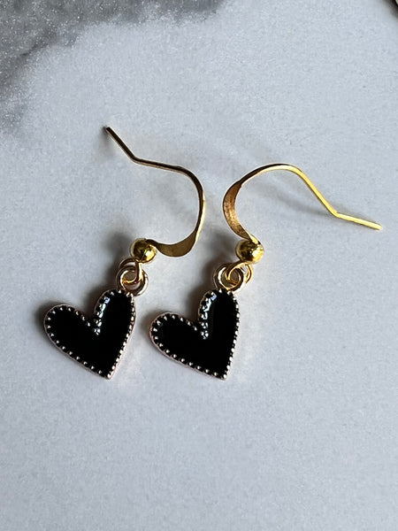 Boucles d’oreilles coeur noir Comme un ange