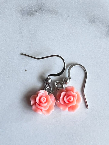 Bijoux boucles d’oreilles roses fleurs pêches Comme un ange