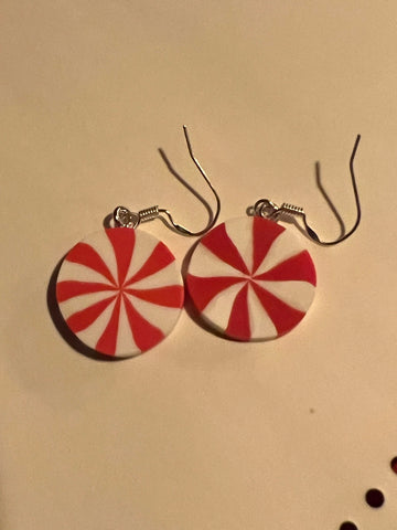 Boucles oreilles bonbons canne de noël rouge et blanche Comme un ange