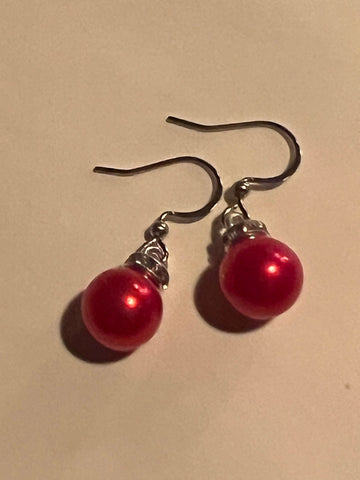 Boucles oreilles boule de Noël rouge            bijoux de Noël Comme un ange