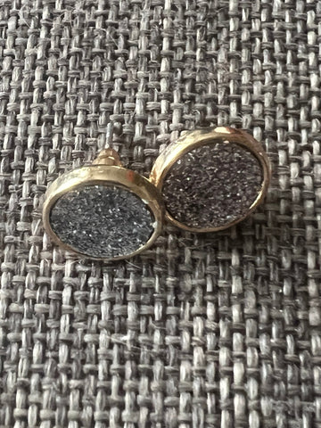 Cabochon style druzy sable ton argenté Comme un ange